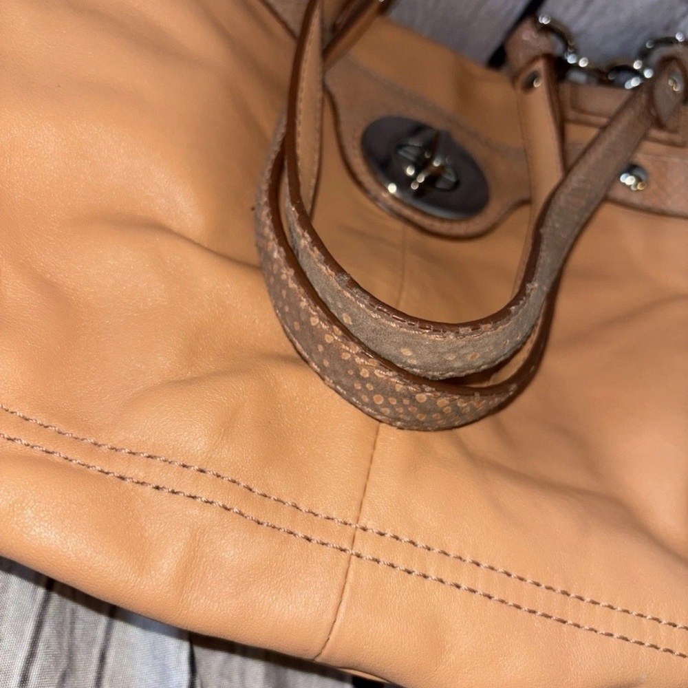 Vintage Coach Penelope Turn Lock Coral Leather Satchel Shoulder Bag Purse - Picture 3 of 8